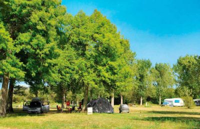 Camping Aurilandes Campsite Pitch