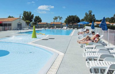 Camping Les Ilates Pool Loungers