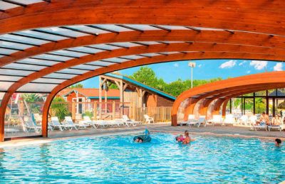 Camping les Vignes Outdoor Covered Pool