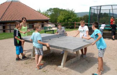 Campsite Village des Meuniers Table Tennis