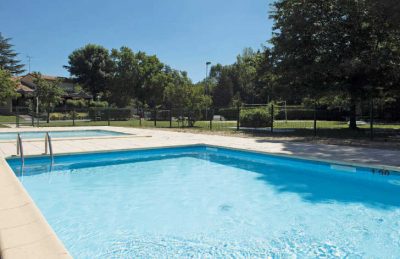 Le Pontet Campsite Pool